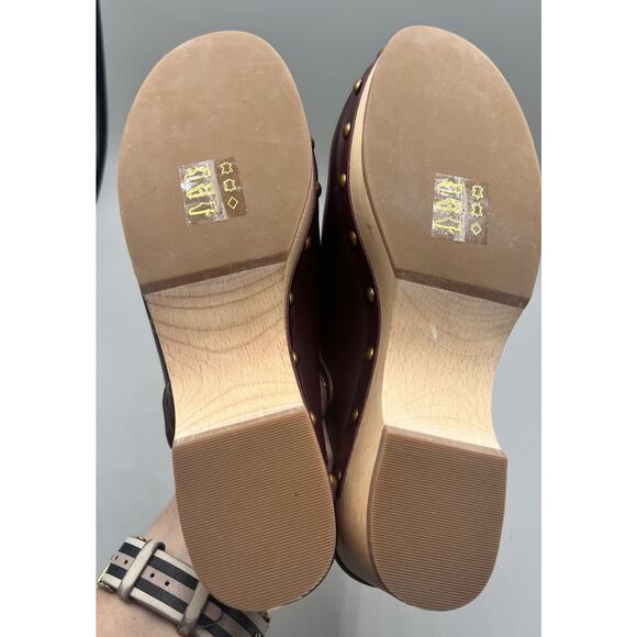 J. Crew Size 7 Convertible Leather Studded Embellished Wood Sole Clogs Shoe Wine - Picture 7 of 9